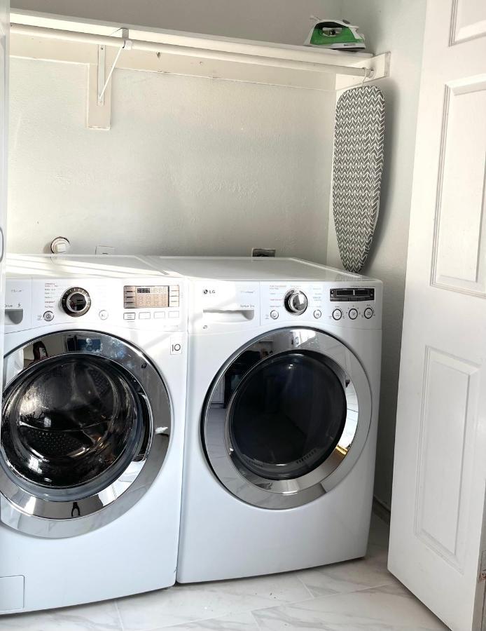 Private Rooms Near I-30 Mesquite 达拉斯 外观 照片